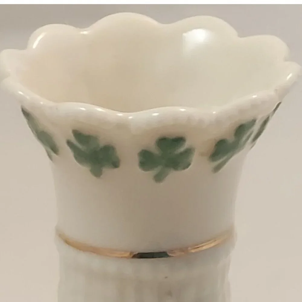 Retired “Irish Rose” Bone China Bud Vase Made for the Danbury Mint 5” tall Heart